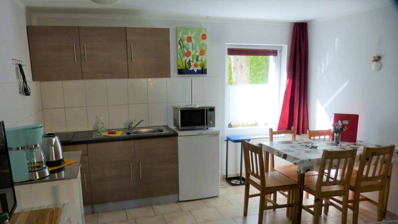 Bernstein Appartements Dranske Exterior foto